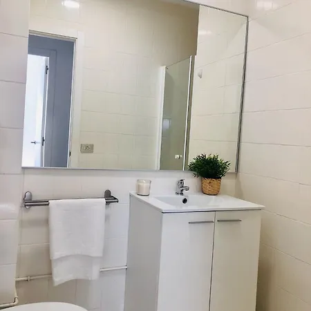 Apartamento Playa Y Nautico Ubicacion Ideal 5